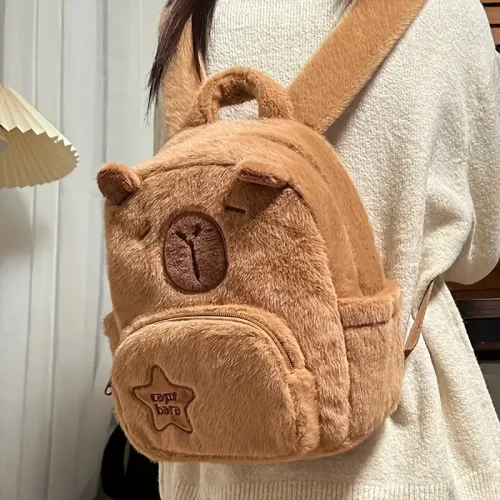 Mochila Capibara Carpincho Compacta Y Moderna